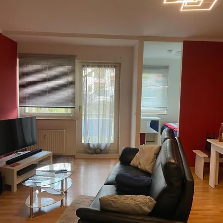 Zwei Zimmer Appartment Mit Balkon Und Stellplatz Voll Moebliert Trier Eksteriør billede